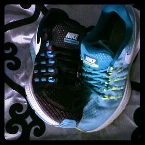 Nike BUNDLE 2pair "Zoom Vomero 11" WOMEN'S SHOES 8